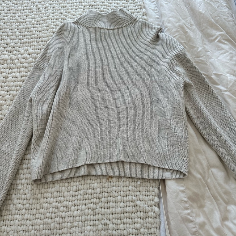 BRAND NEW Lululemon mock neck knit sweater